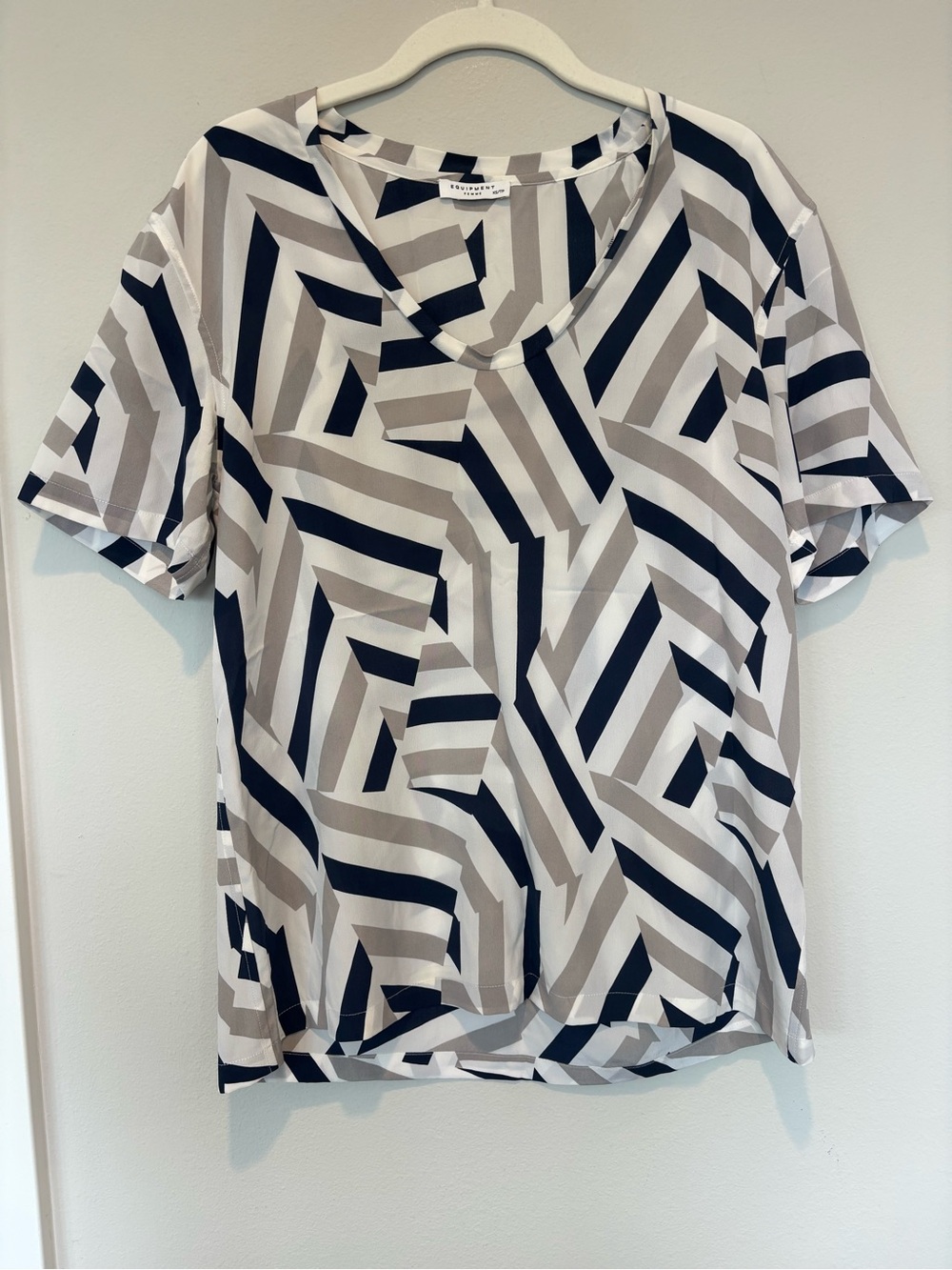 Equipment Silk Geometric Short Sleeve V-Neck Top - Navy, Gray, White